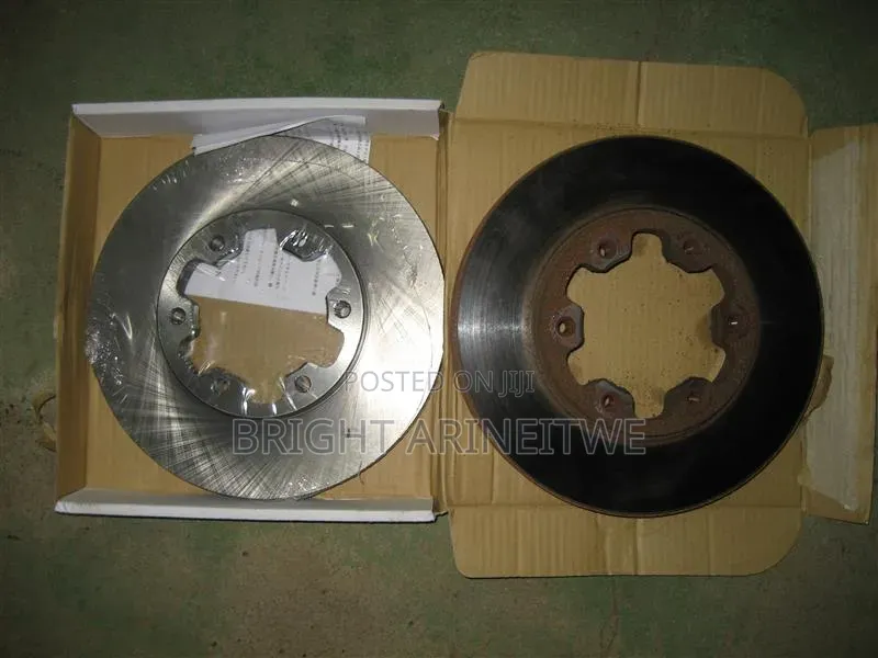 Brake Disc Plates for Toyota Hiace (Drone) Four Wheel Drive.