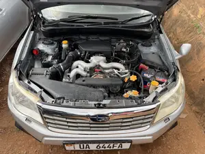 Subaru Forester 2010 Silver