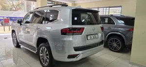 New Toyota Land Cruiser 2025 Gray