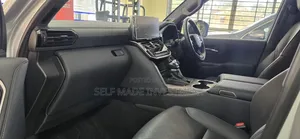 New Toyota Land Cruiser 2025 Gray