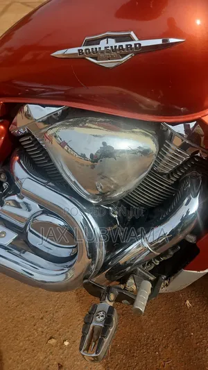Suzuki 2012 Red