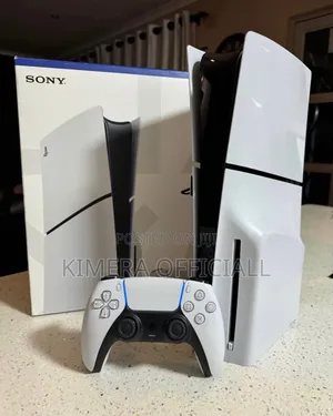 PS5 Slim Disc Edition: Compact Beast Ready for Heavy Action!