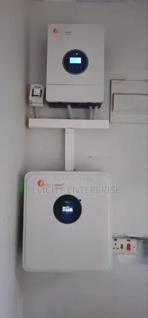 5kwh 24v Lithium Battery, 4kva Hybrid Inverter and 620w Solar Panels
