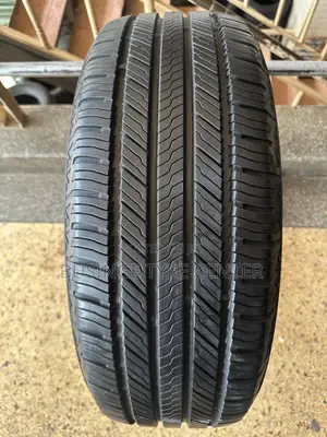 225/55r18 Geolander Japan Tires Available in Good Condition