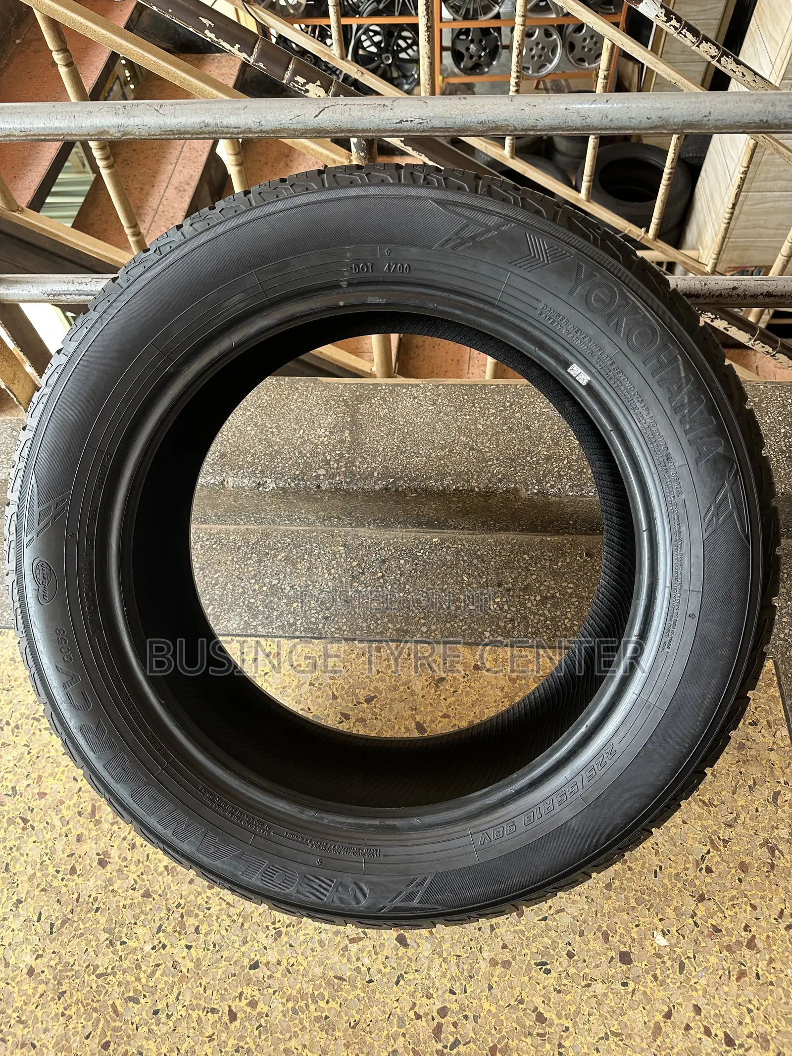 225/55r18 Geolander Japan Tires Available in Good Condition