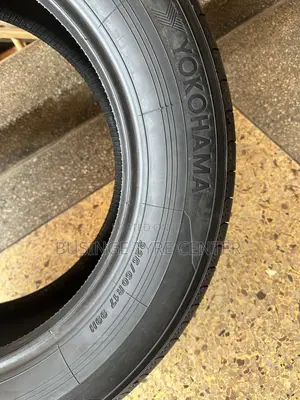 225/60r17 Yokohama Good Quality Japan Tires