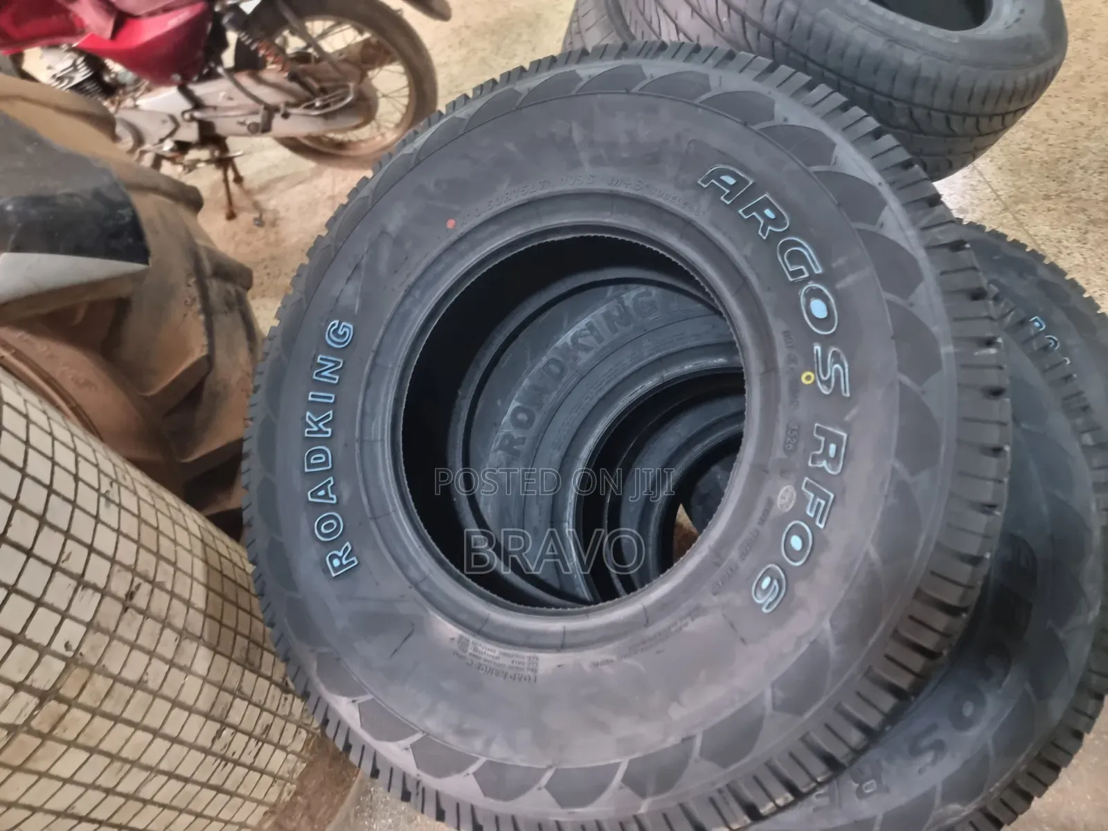 31x10.50R15 Road King a/T Tires.