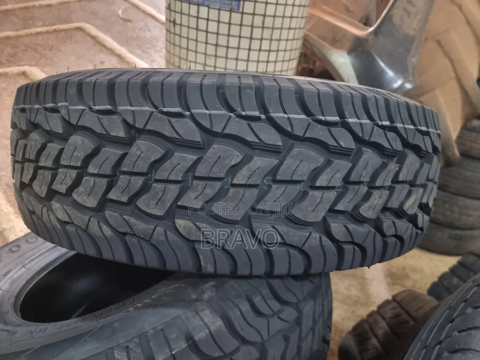 Size 15 Tyres for Pickup .