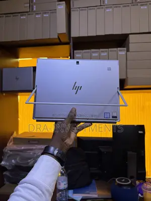 Laptop HP X2 8GB Intel Core i5 SSD 512GB