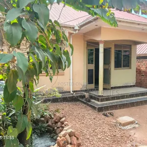 2bdrm House in Bulenga Town, Central Division for sale