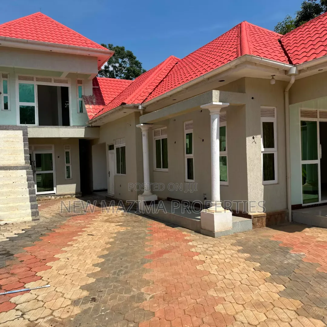 4bdrm House in Kawempe Kawanda, Central Division for sale
