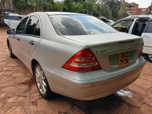 Mercedes-Benz C180 2005 Silver