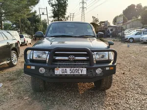 Toyota Hilux Surf 1998 Green