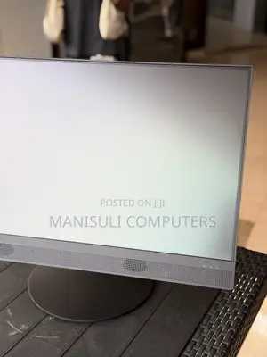 Desktop Computer Lenovo 8GB Intel Core i5 SSD 256GB