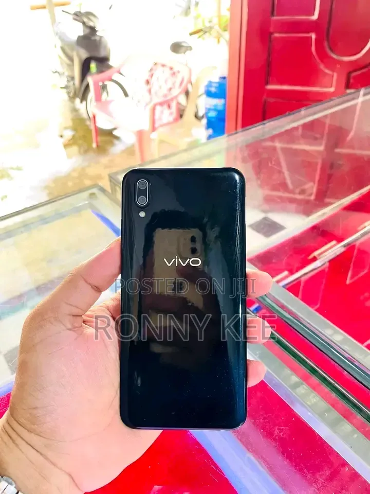 Vivo Y93 128 GB Black