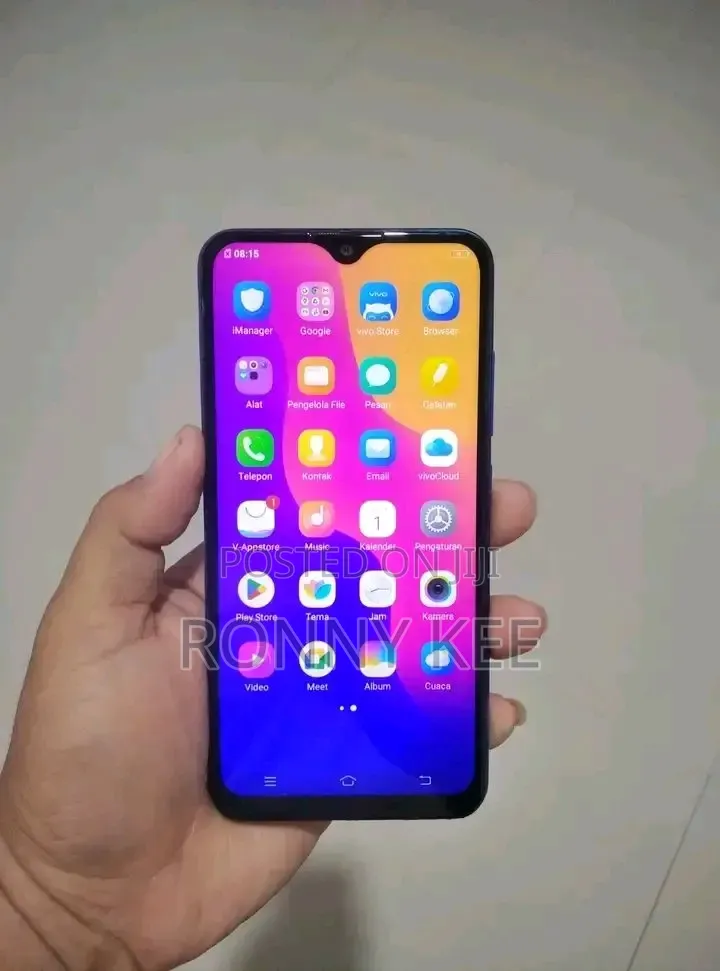 Vivo Y93 128 GB Blue