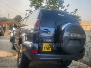 Toyota Land Cruiser Prado 2009 Gray