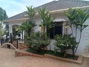 3bdrm House in Division A for sale