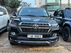 Toyota Land Cruiser Prado 2011 Black