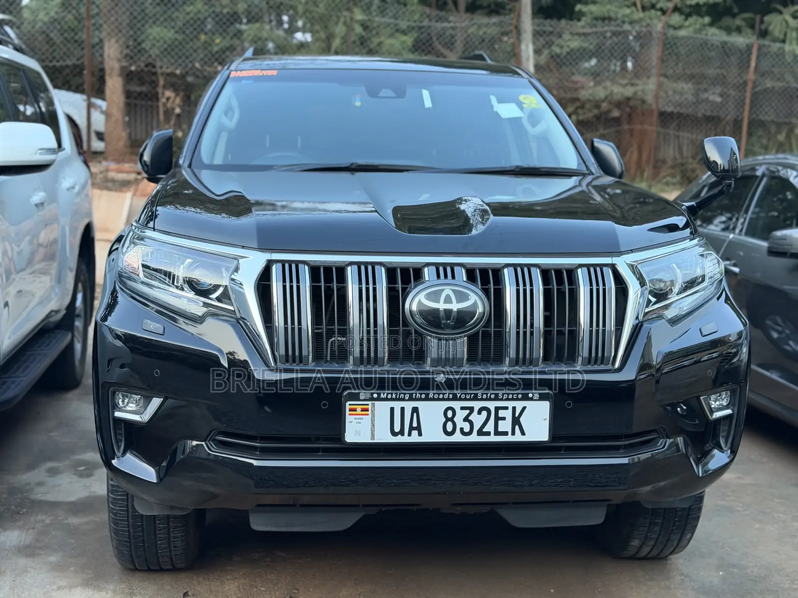Toyota Land Cruiser Prado 2018 Black