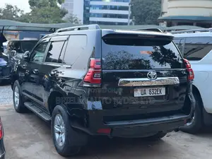 Toyota Land Cruiser Prado 2018 Black