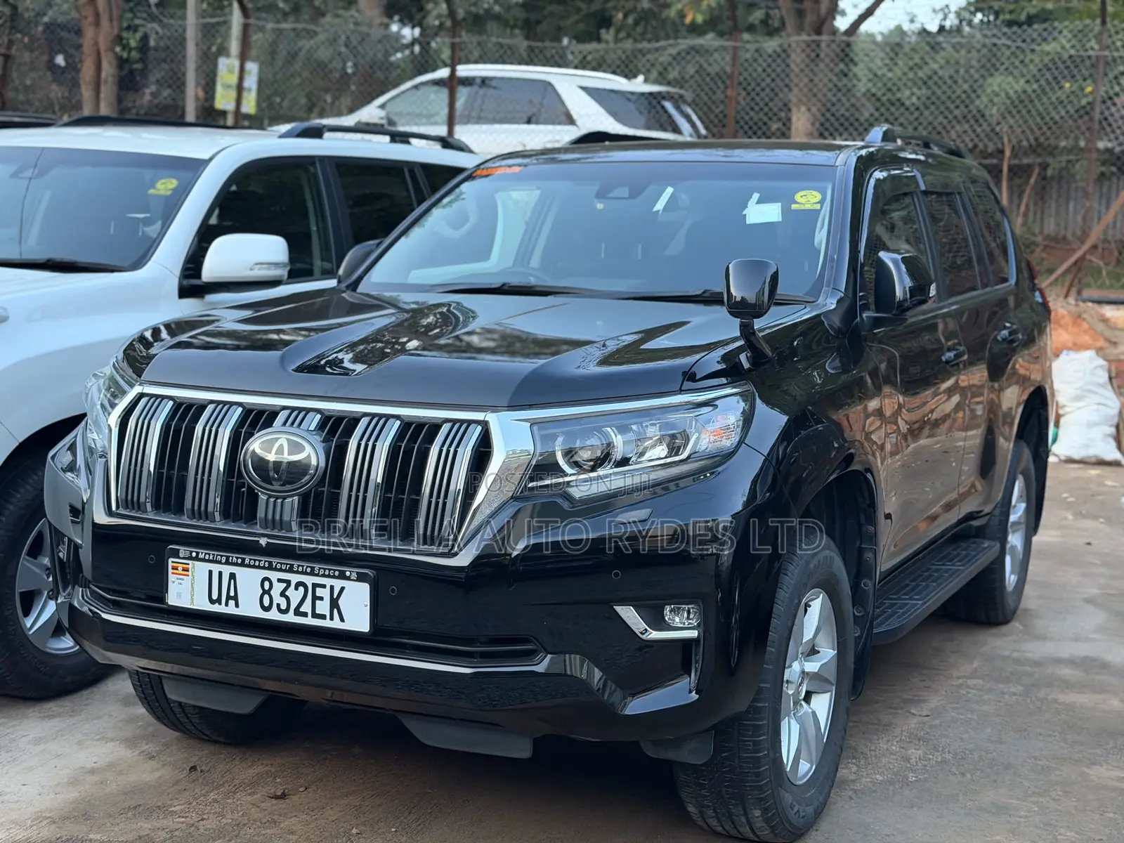 Toyota Land Cruiser Prado 2018 Black