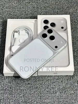 New Apple iPhone 17 Pro Max 256 GB Silver