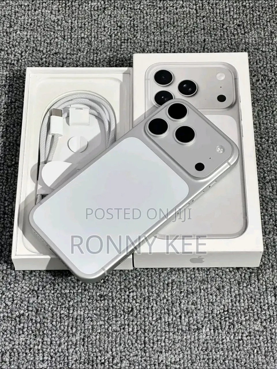 New Apple iPhone 17 Pro Max 256 GB Silver