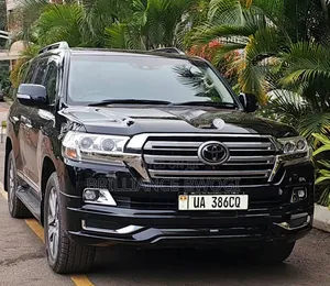 Toyota Land Cruiser V8 for Hire With Driver