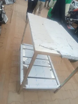 Restaurants Working Table