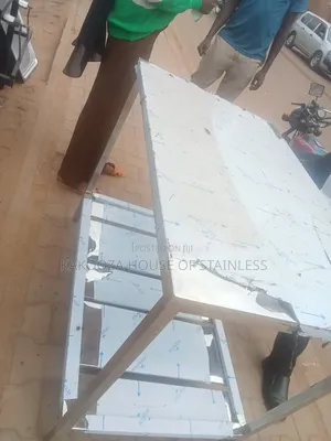 Restaurants Working Table