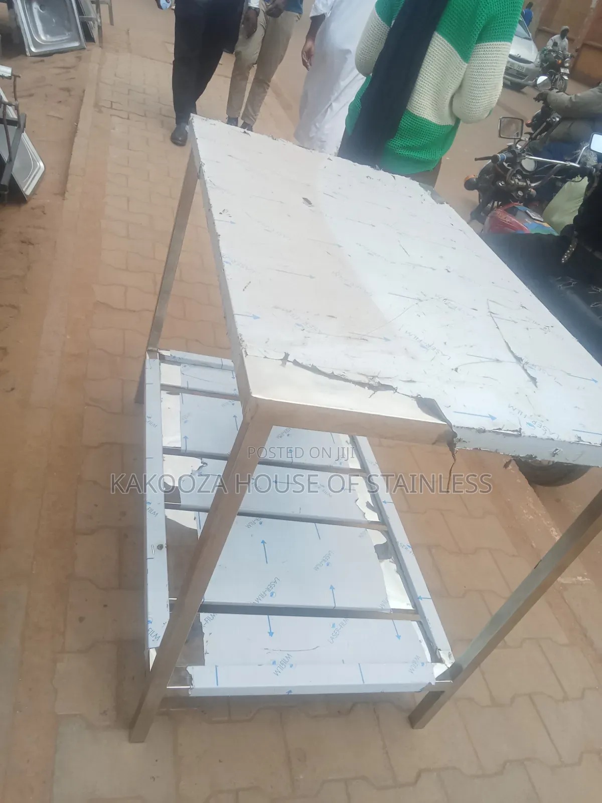 Restaurants Working Table