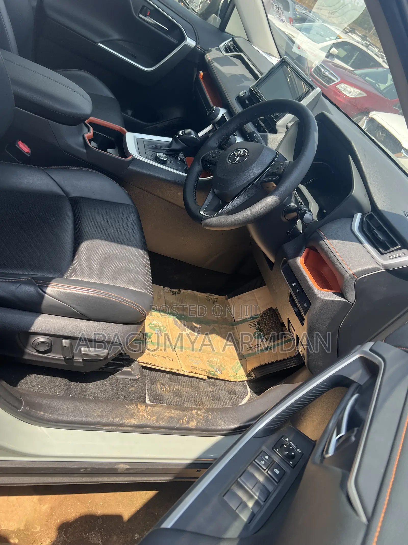 Toyota RAV4 Adventure AWD 2020 Beige