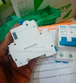 DC Breaker 32A,63,100A Andeli Brand