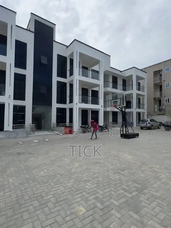 3bdrm Apartment in Lubowa, Central Division for rent