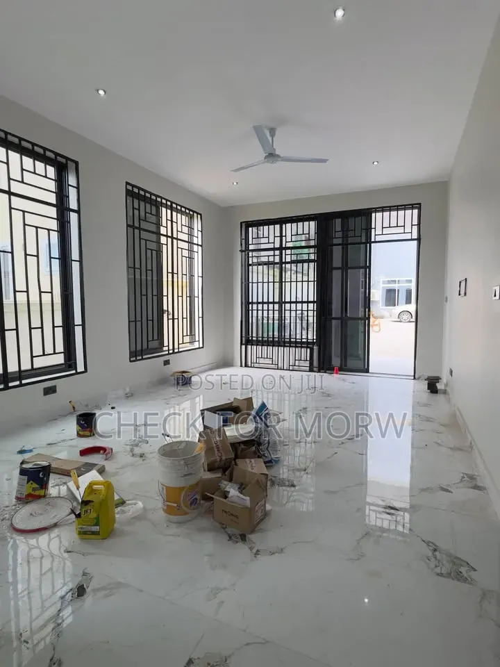3bdrm Apartment in Lubowa, Central Division for rent