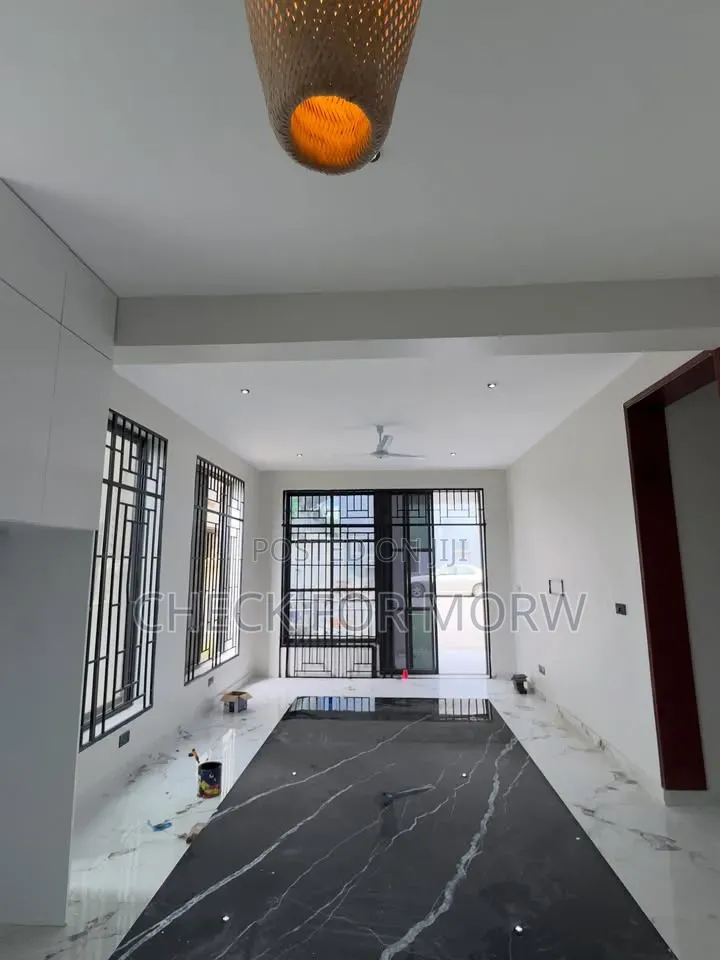 3bdrm Apartment in Lubowa, Central Division for rent