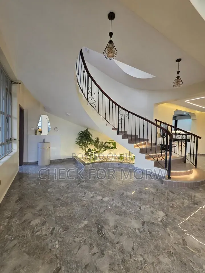 6bdrm Duplex in Kira, Central Division for sale