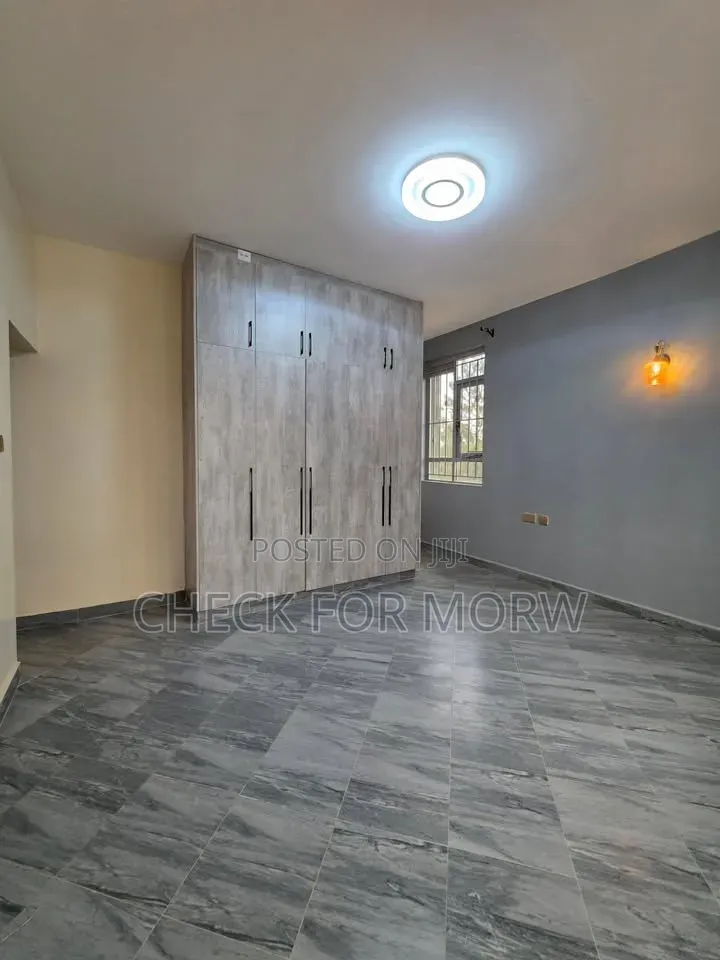 6bdrm Duplex in Kira, Central Division for sale