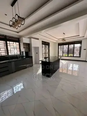 5bdrm Duplex in Bugolobi, Central Division for rent