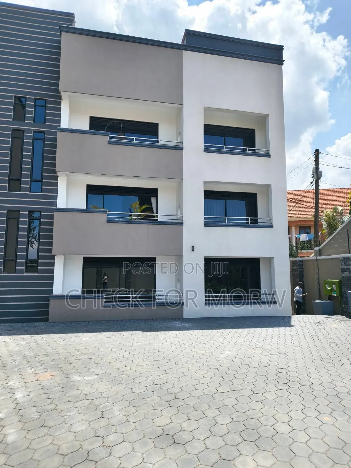 3bdrm Apartment in Kyebando, Central Division for rent