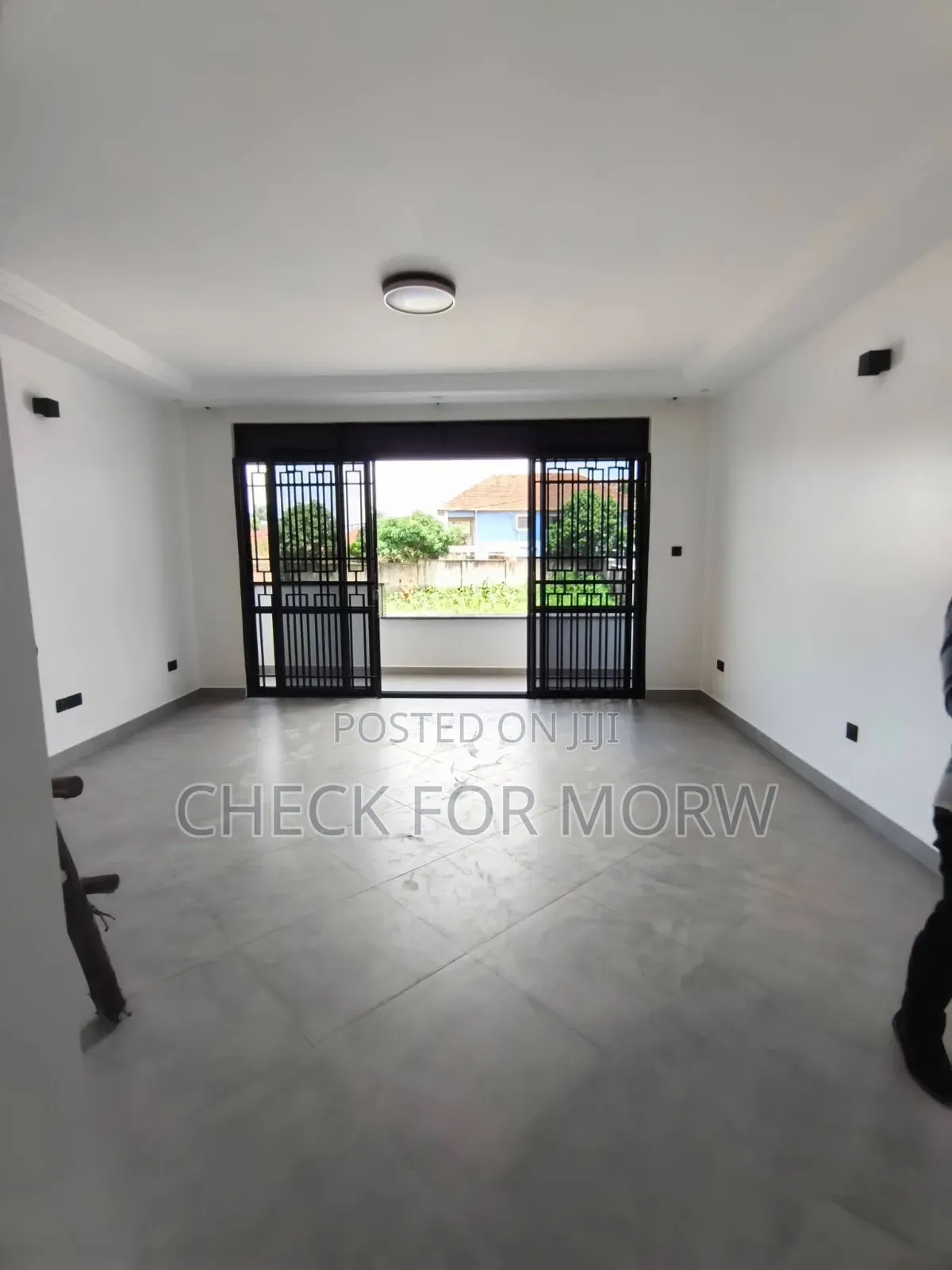 3bdrm Apartment in Kyebando, Central Division for rent