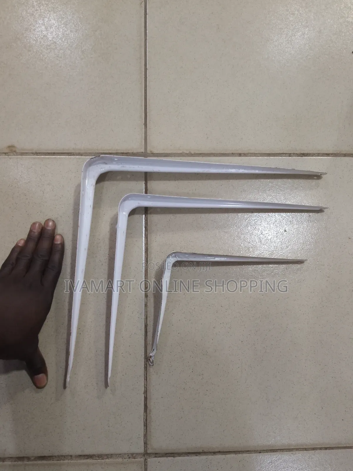 L - Shaped Shelves Holders / Brackets
