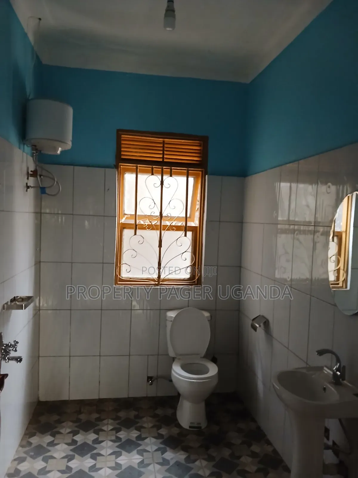 3bdrm House in Kira-Nsasa for rent
