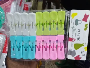 Plastic Cloth Pegs