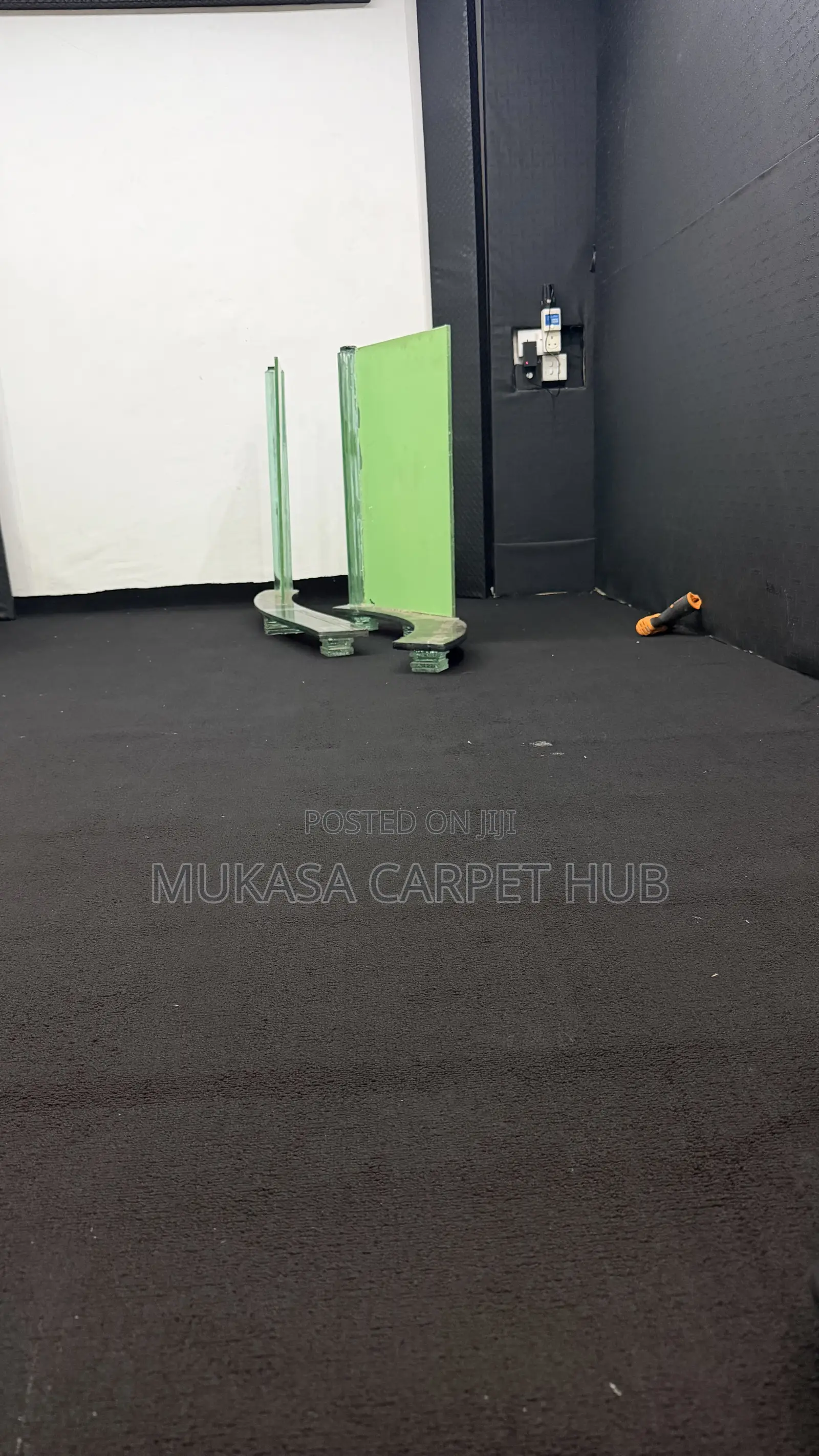 Premium Black Woolen Carpet – Soft Elegant for Home