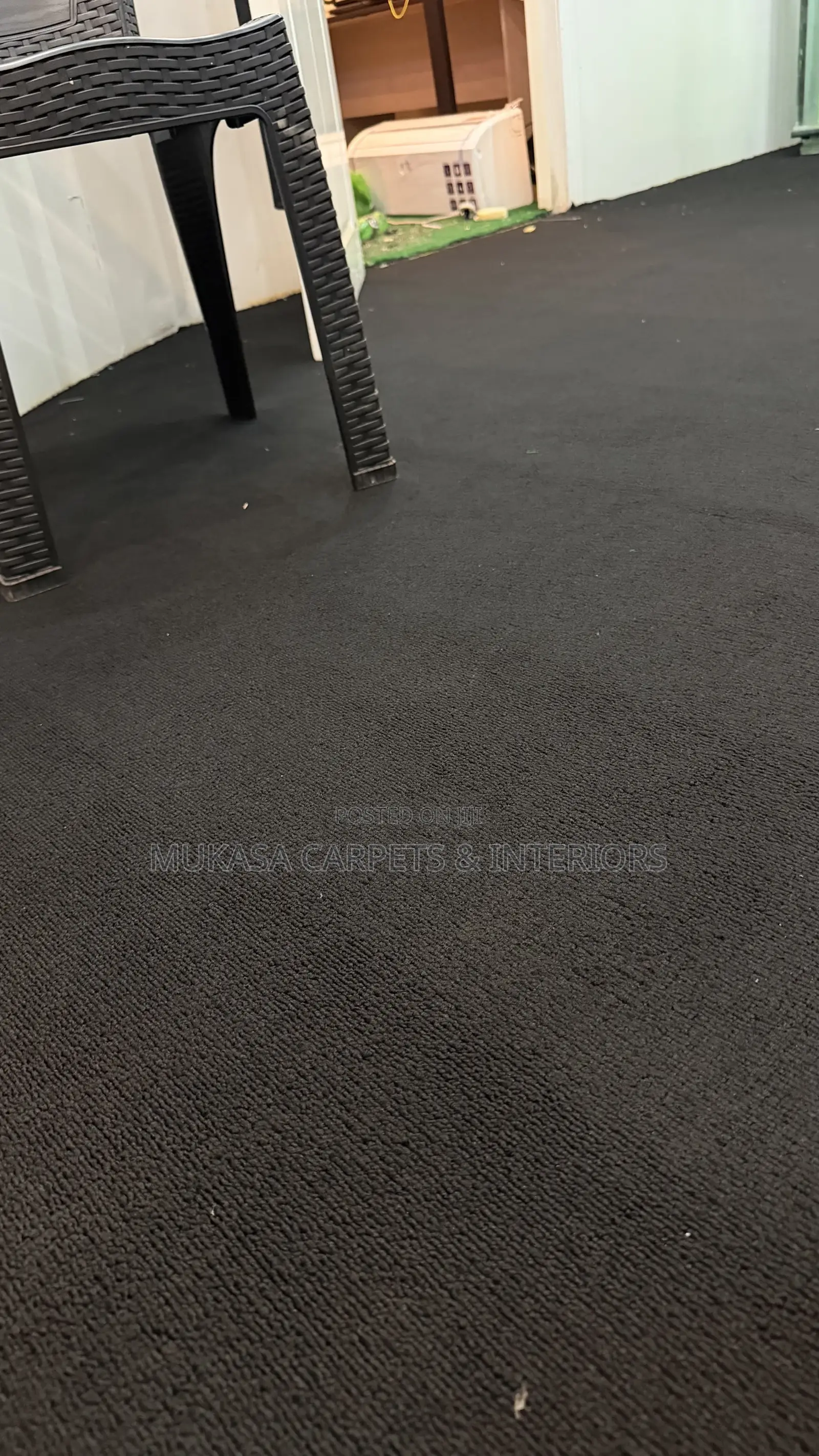 Premium Black Woolen Carpet – Soft Elegant for Home