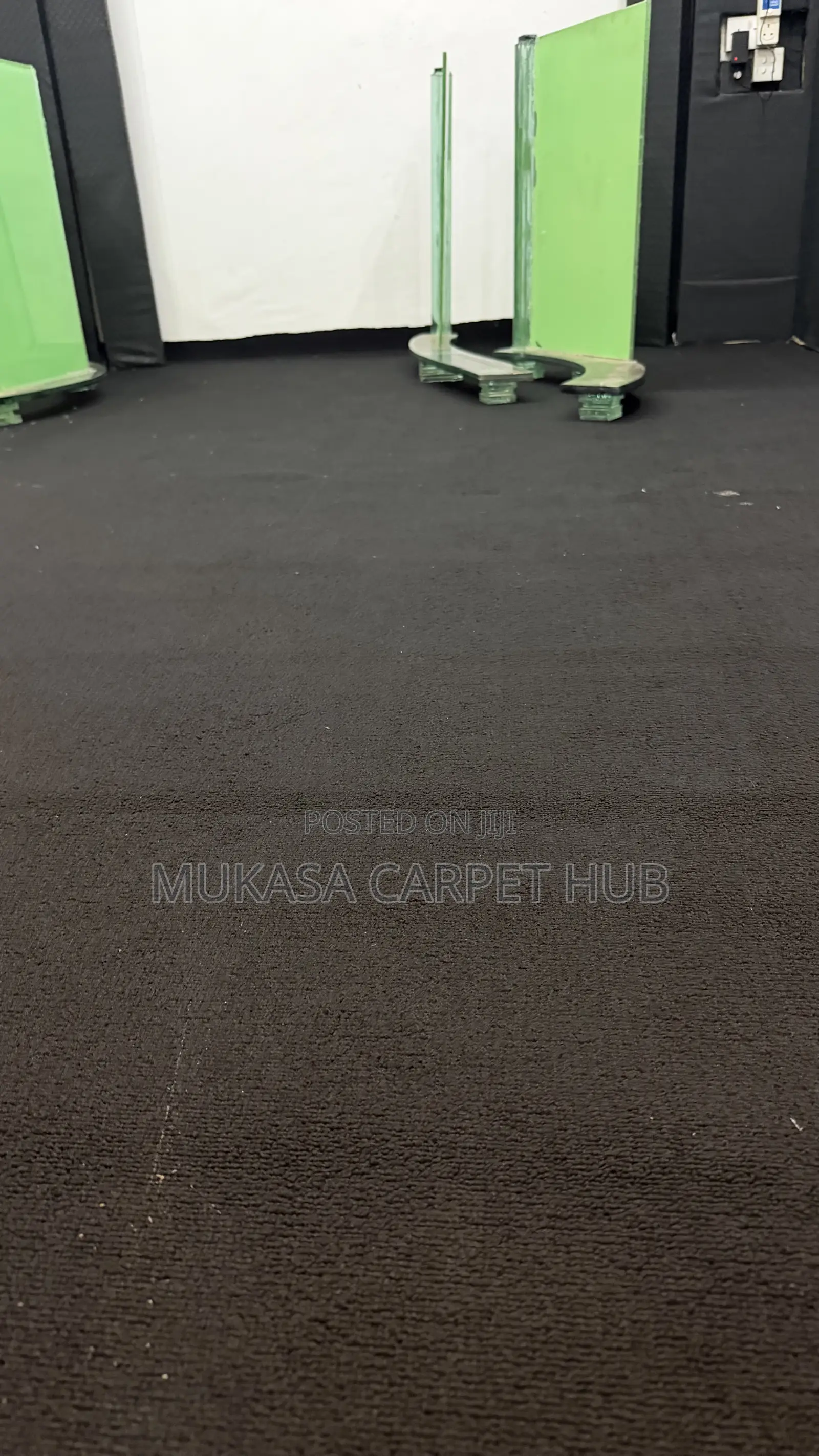 Luxury Black Woolen Carpet for Living Room Bedroom