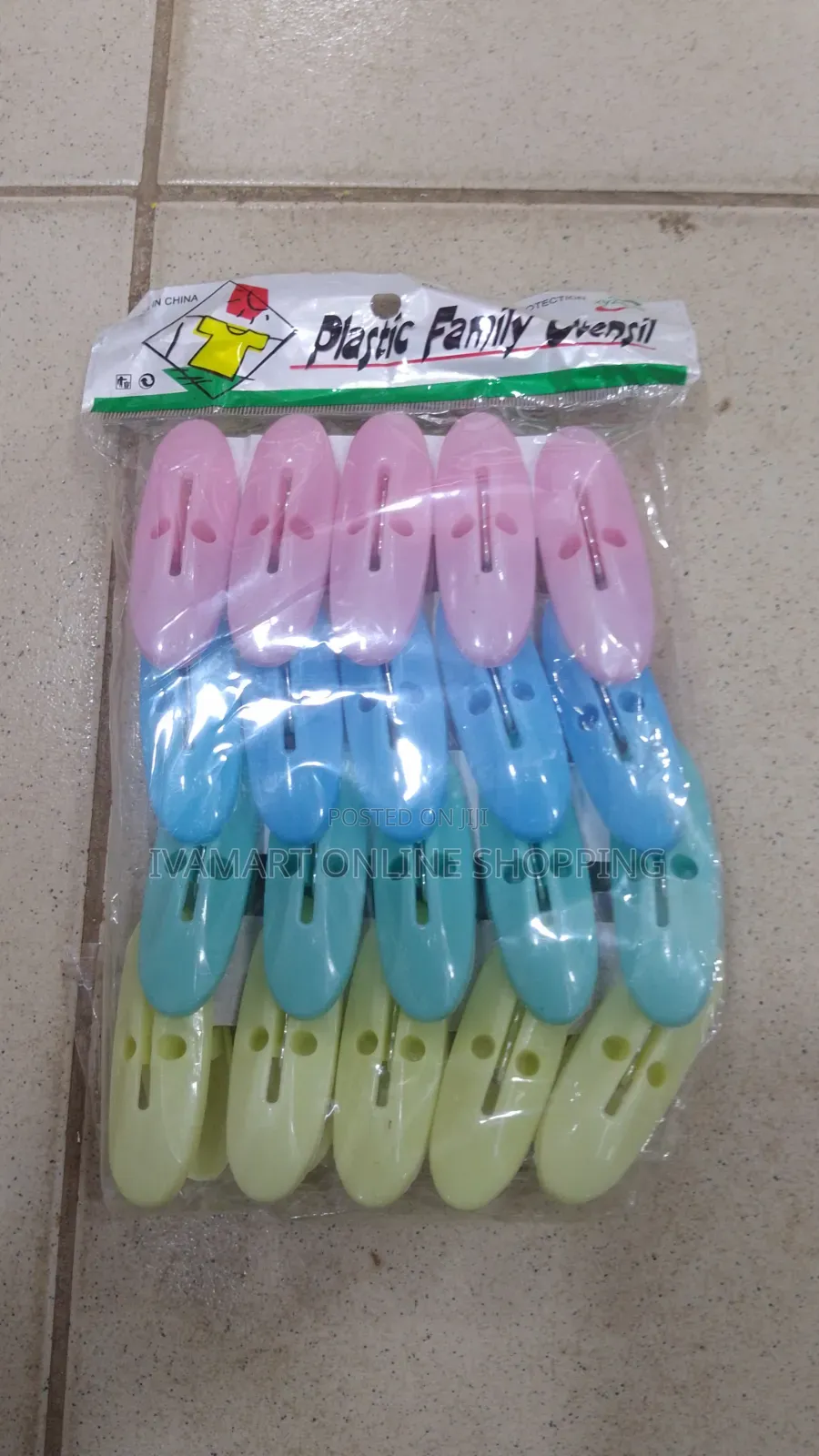 Plastic Cloth Pegs