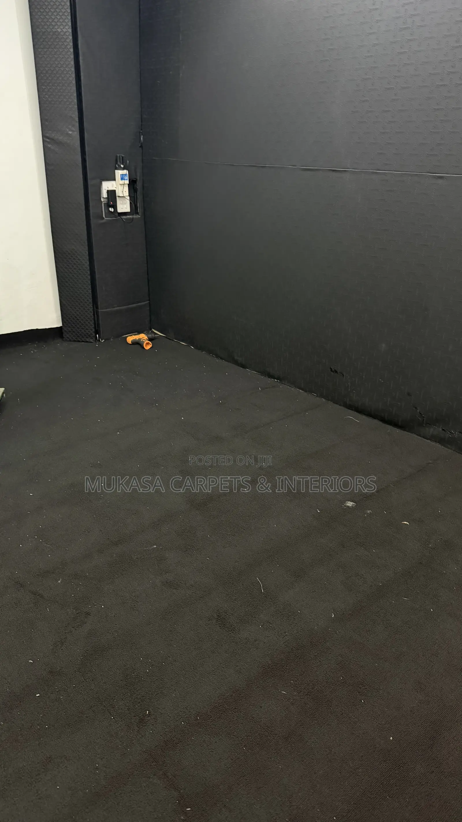 Executive Black Woolen Carpet – Premium Quality
